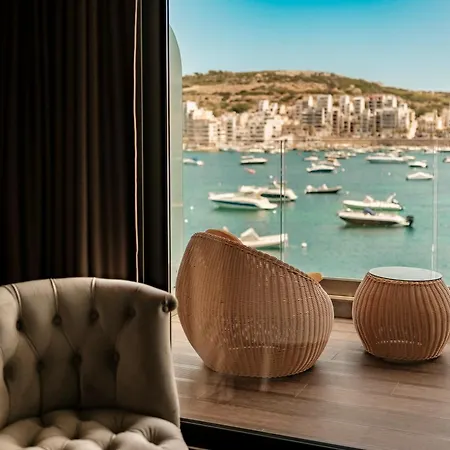 Szálloda Damare & *