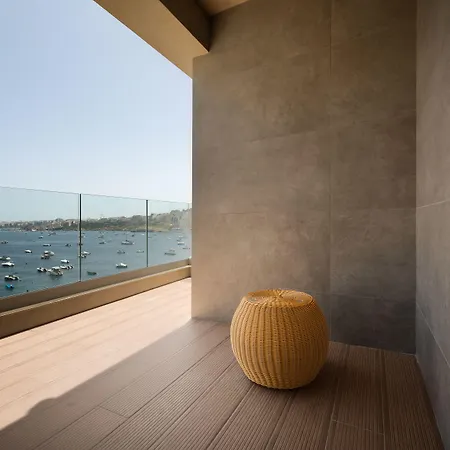 Szálloda Damare & *