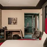 Otel Damare & *