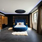Damare &