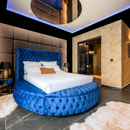 Hotel Damare &