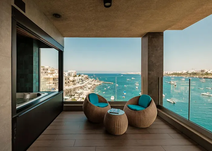 Damare & * St. Paul's Bay