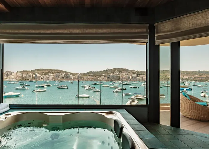 Damare & Hotel St. Paul's Bay