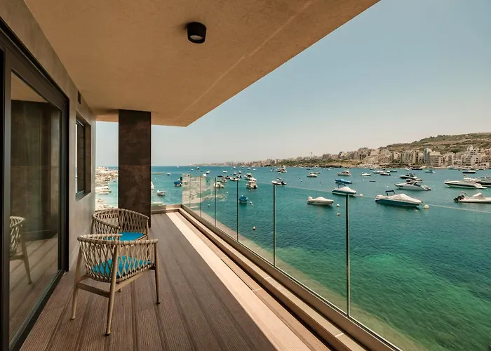 Damare & * St. Paul's Bay