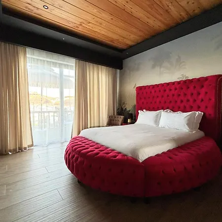 Damare & Hotell *